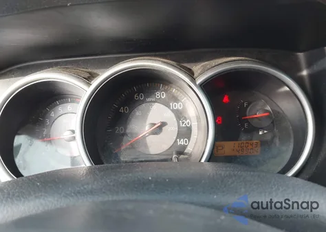 2009 Nissan Versa 1.8Sl z USA, uszkodzony, nr VIN 3N1BC13E09L375211